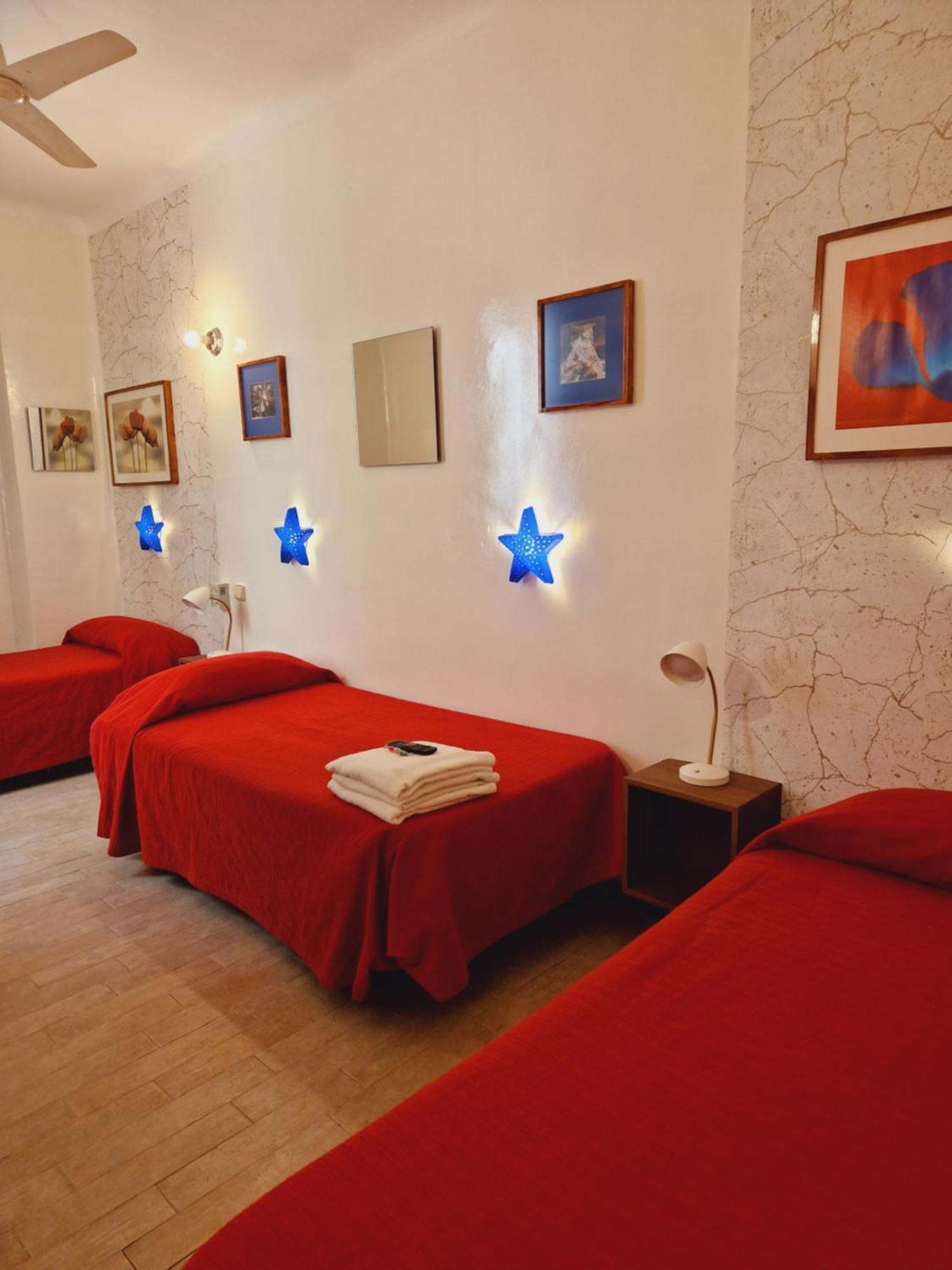 Casa De Huespedes Dolce Vita Madrid Eksteriør bilde
