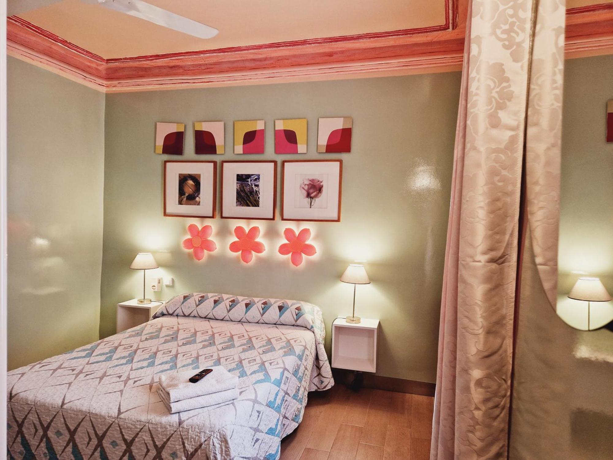 Casa De Huespedes Dolce Vita Madrid Eksteriør bilde