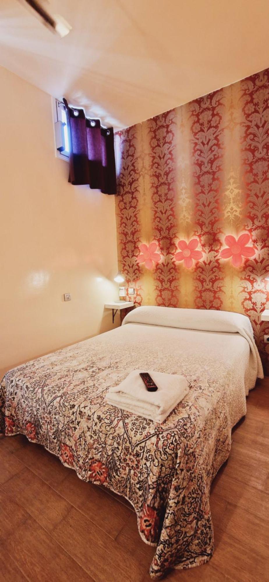 Casa De Huespedes Dolce Vita Madrid Eksteriør bilde