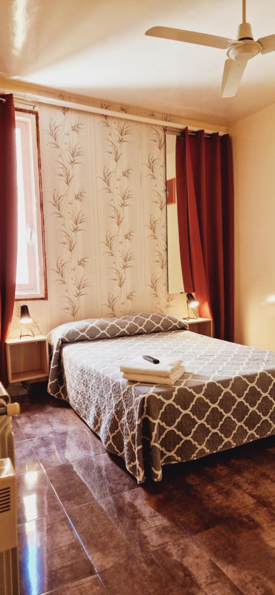 Casa De Huespedes Dolce Vita Madrid Eksteriør bilde