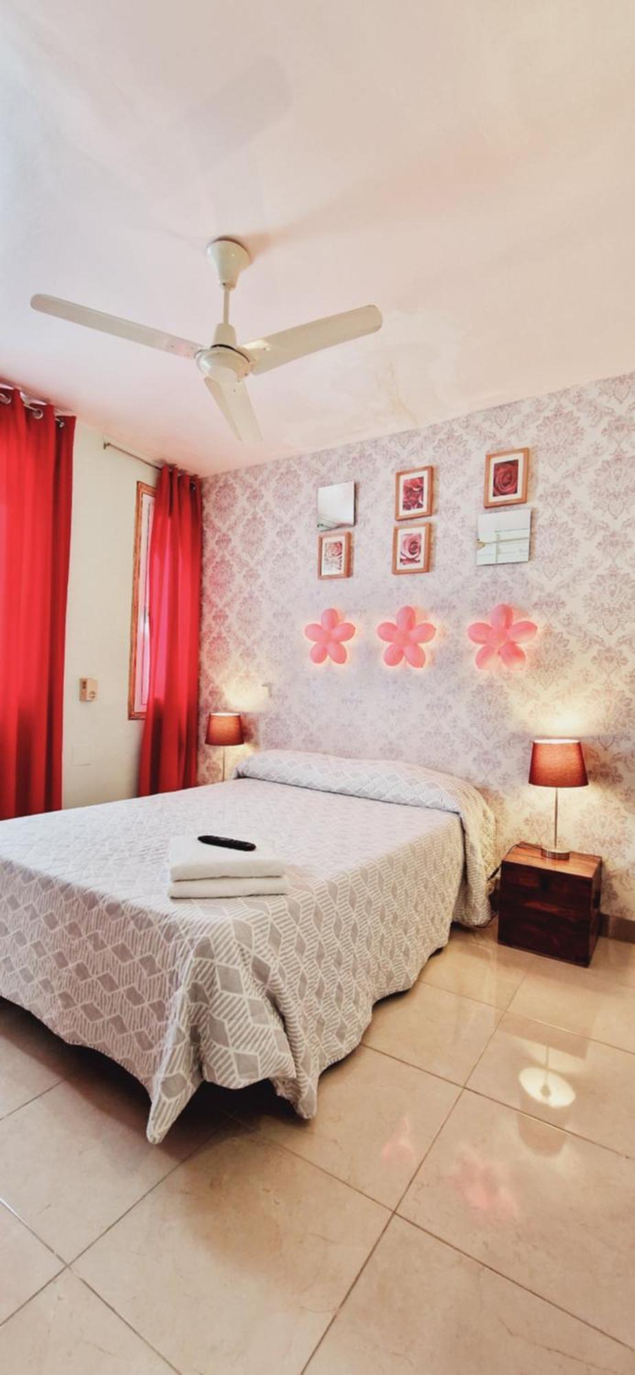 Casa De Huespedes Dolce Vita Madrid Eksteriør bilde