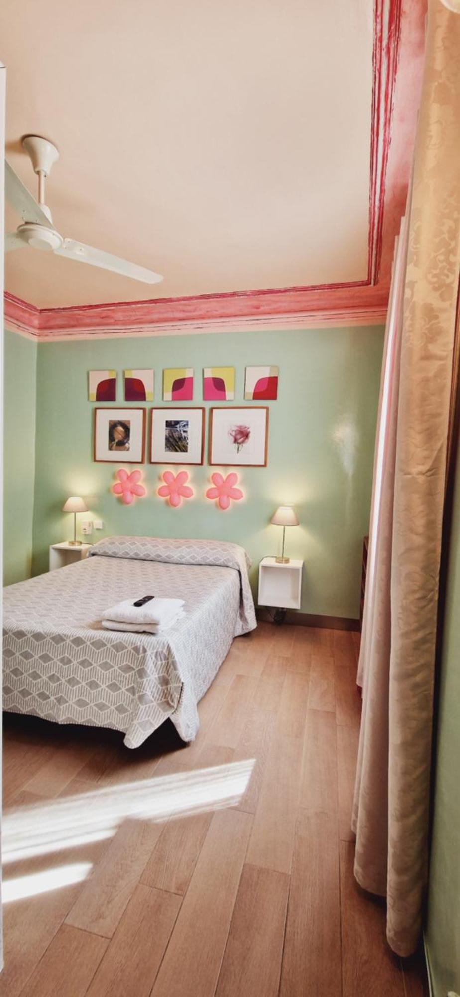 Casa De Huespedes Dolce Vita Madrid Eksteriør bilde