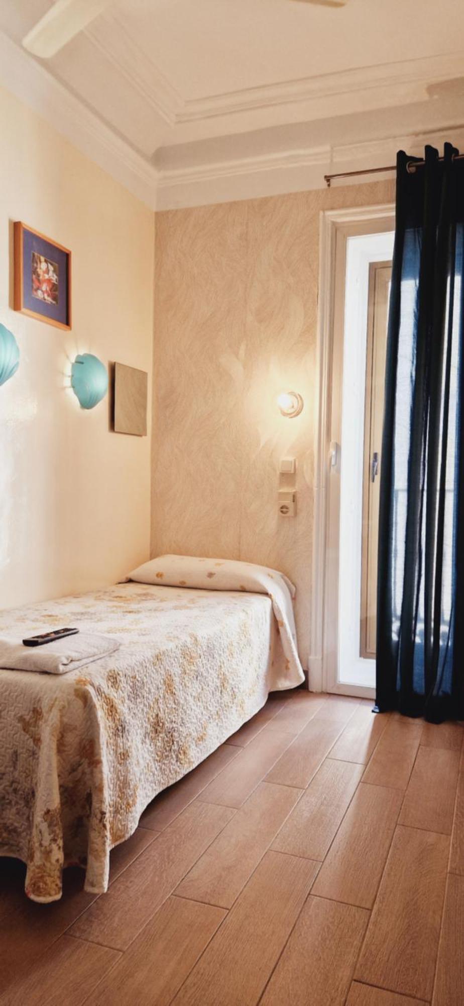 Casa De Huespedes Dolce Vita Madrid Eksteriør bilde