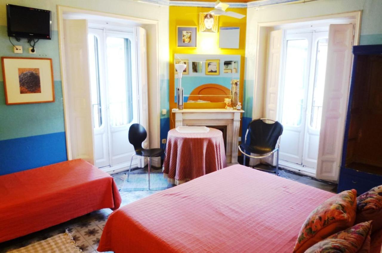 Casa De Huespedes Dolce Vita Madrid Eksteriør bilde